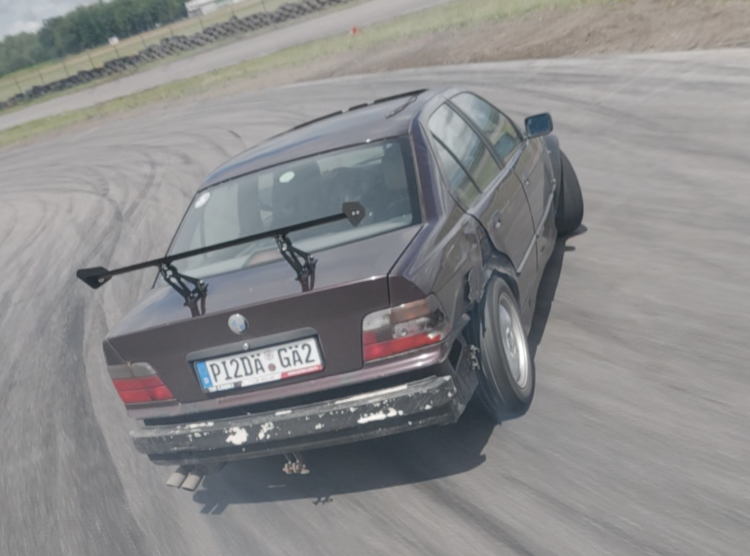 BMW BMW