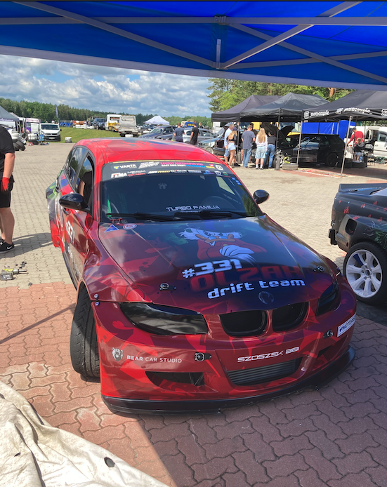 BMW BMW